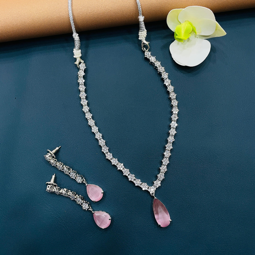 Stunning bridal jewelry featuring a stunning statement necklace.