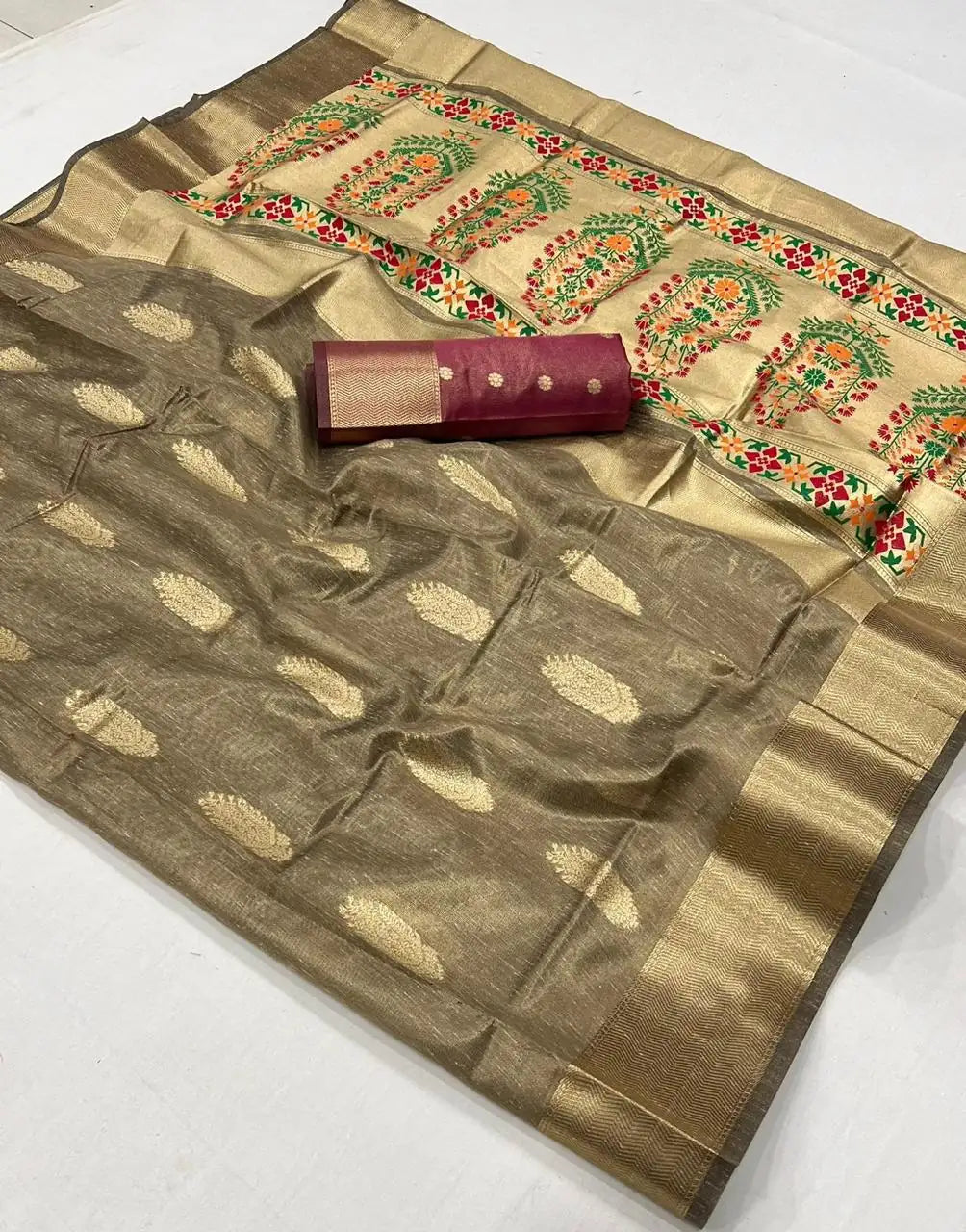 Beige Zari Paithani Saree with Blouse – SilverBin

