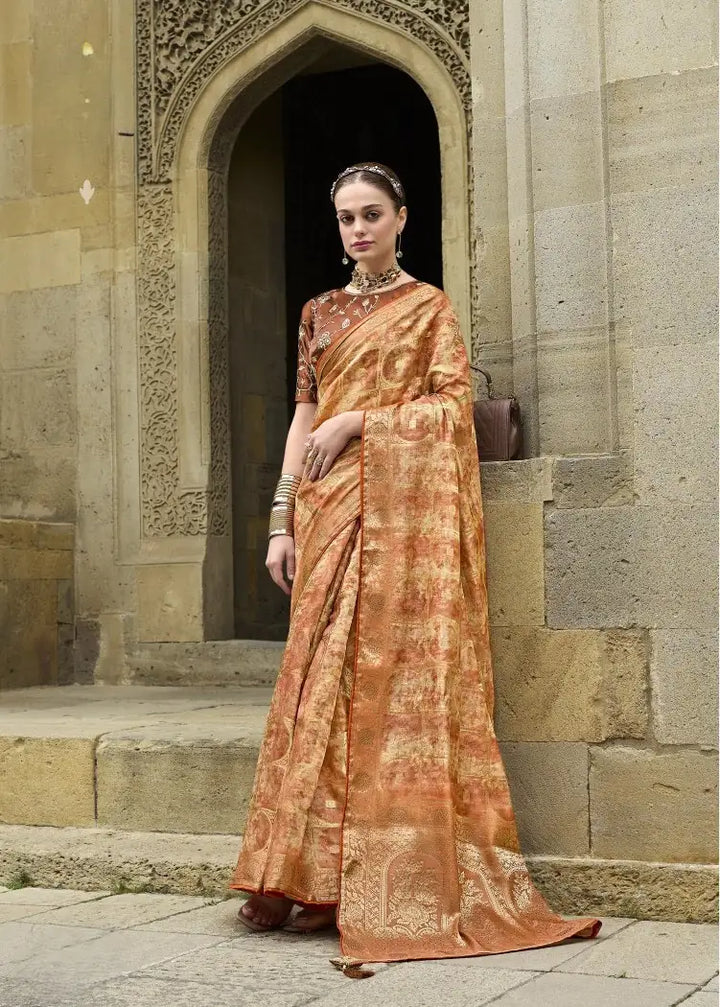 Fashionable Jacquard Saree with Art Silk Blouse & Glam