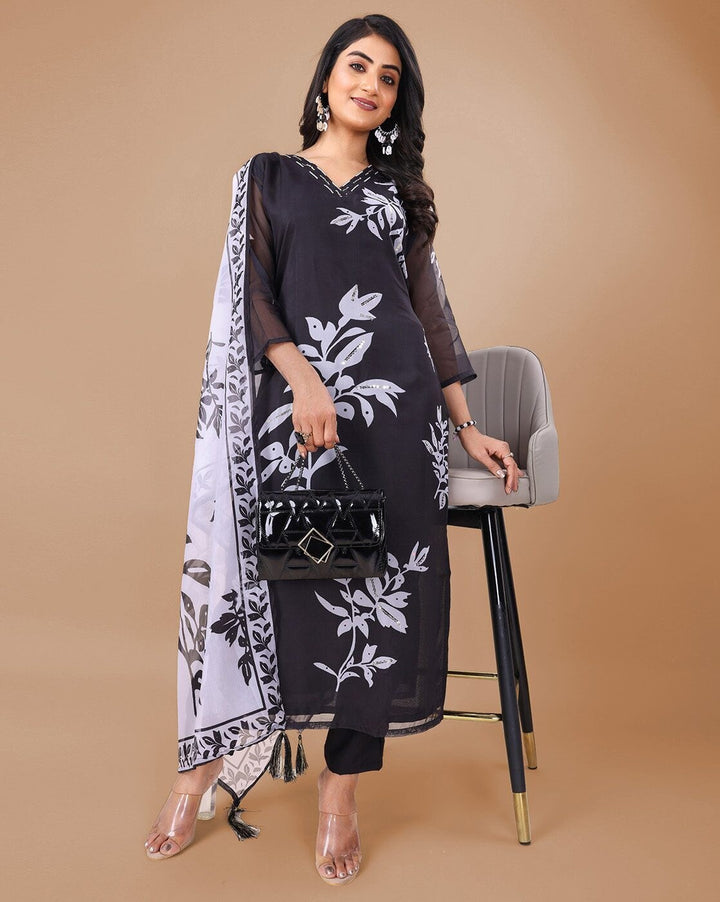 Floral Print Kurta Pant Dupatta Set | Digital Thread Zari Work Kurti