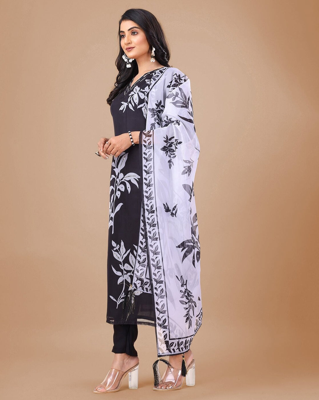 Floral Print Kurta Pant Dupatta Set | Digital Thread Zari Work Kurti