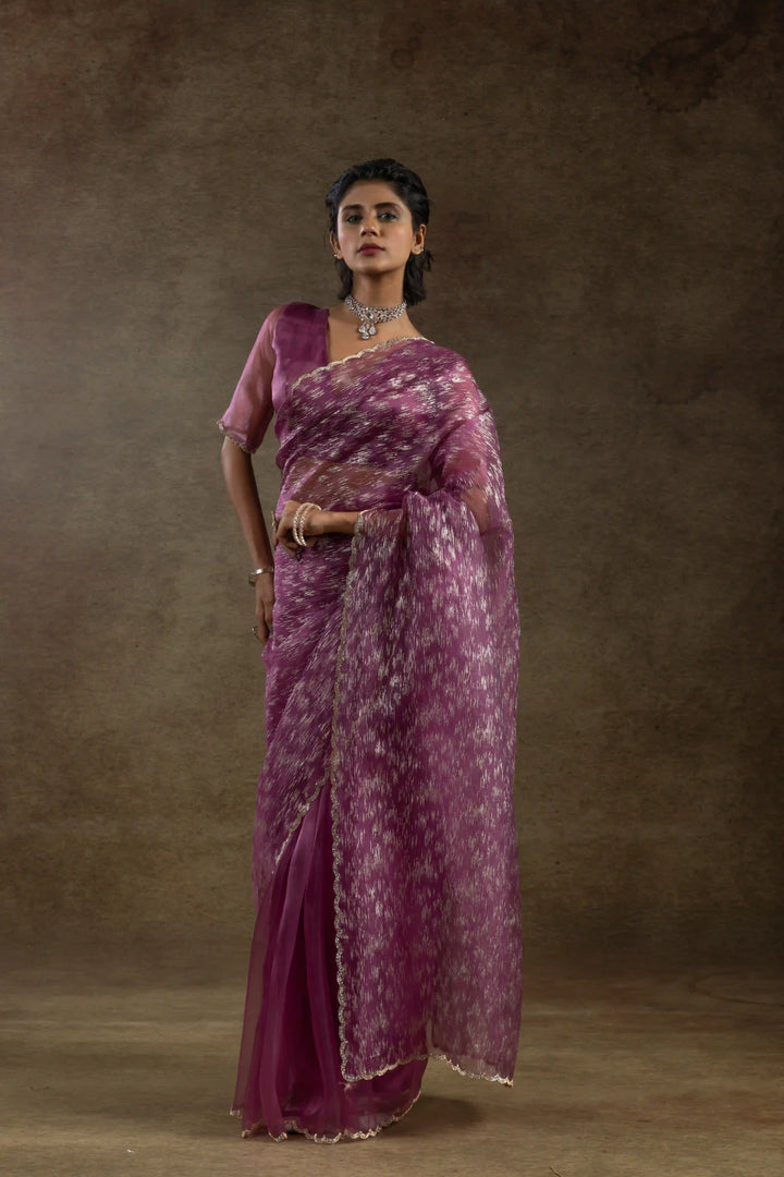 Beautiful Organza Saree with Foil Printed Blouse - Enhance Your Style!