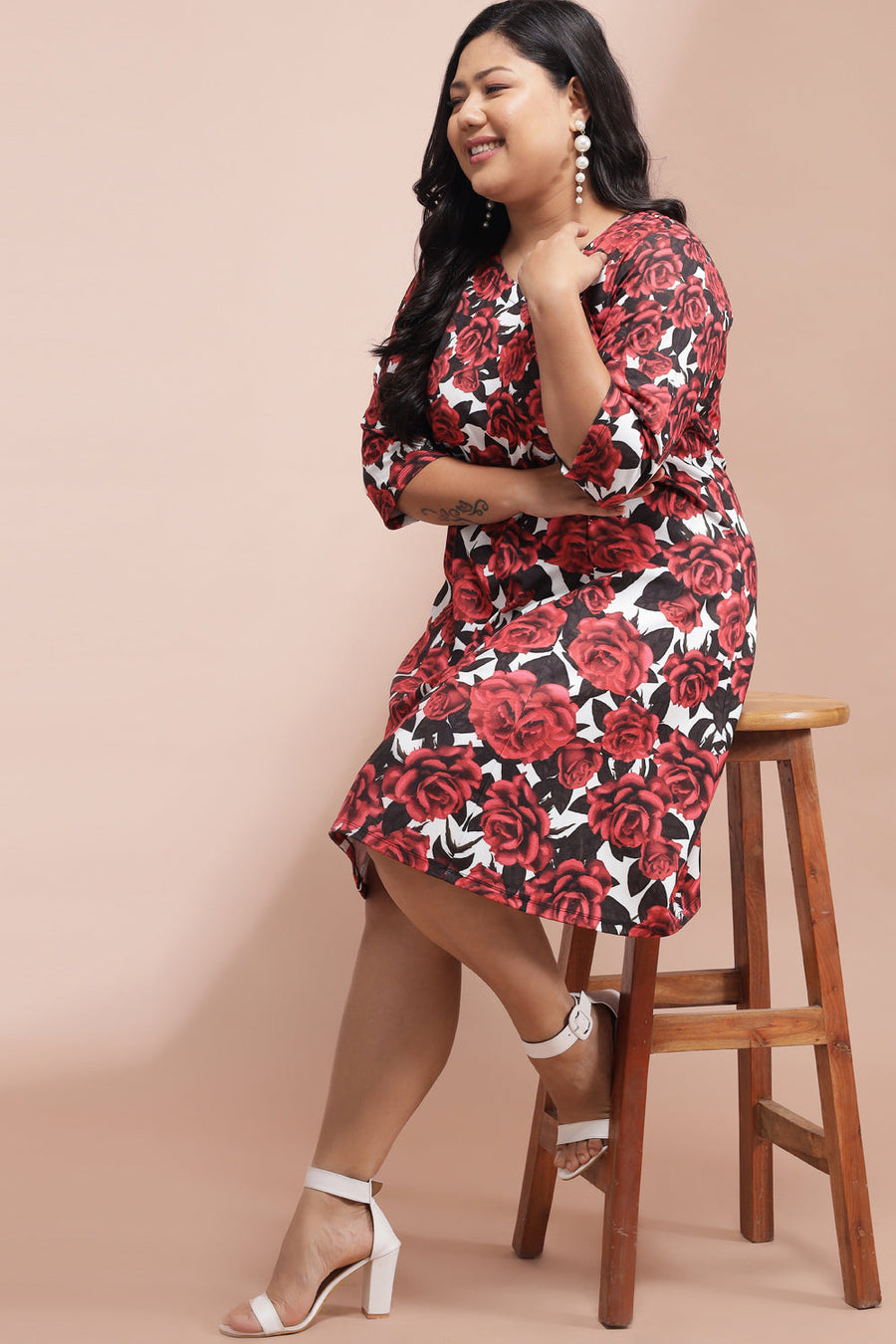 Amydus Cascading Roses Printed Plus Size Dress