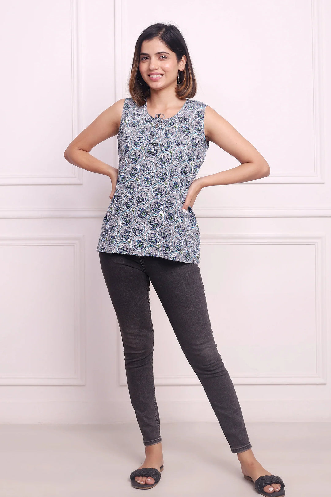Cotton Classic Duo: Grey Printed Sleeveless Top Set for Mom and Daughter