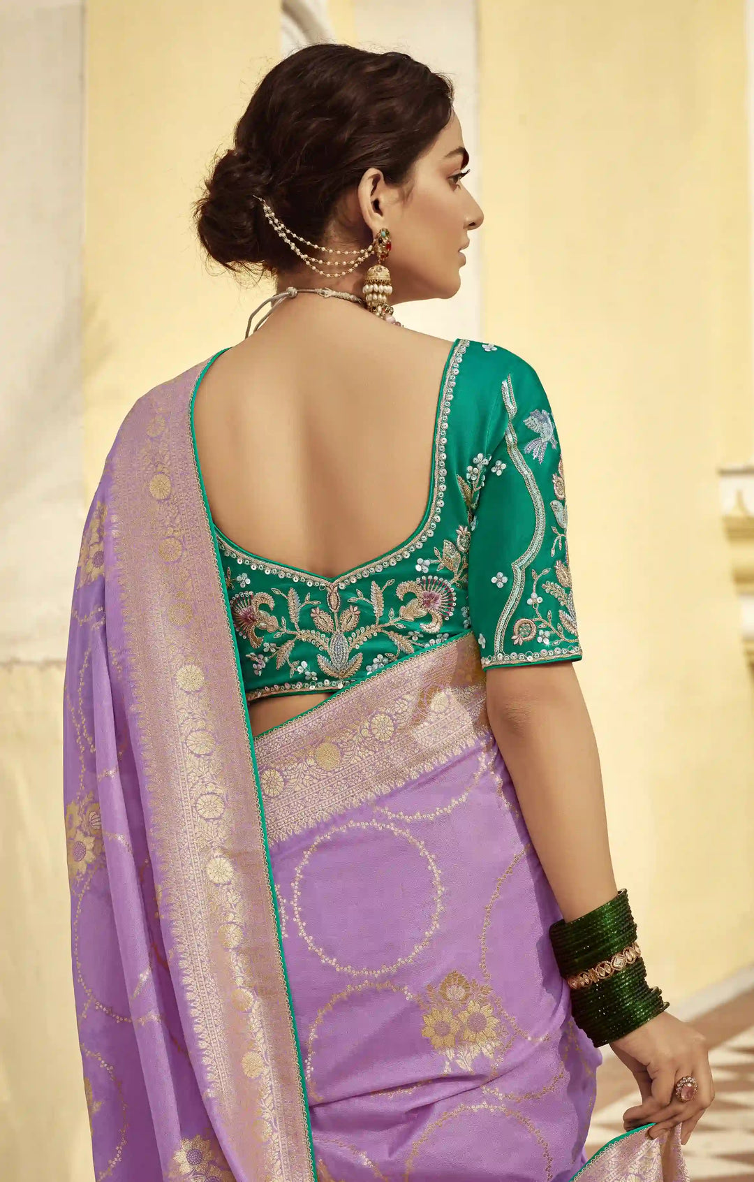 Timeless Muave Silk Saree with Luxurious Embroidery