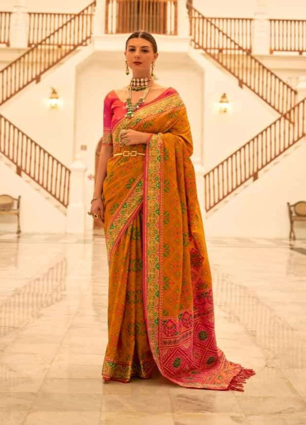 Timeless Rajpath Patola Silk Saree | Exquisite Weaving for Special Occasions