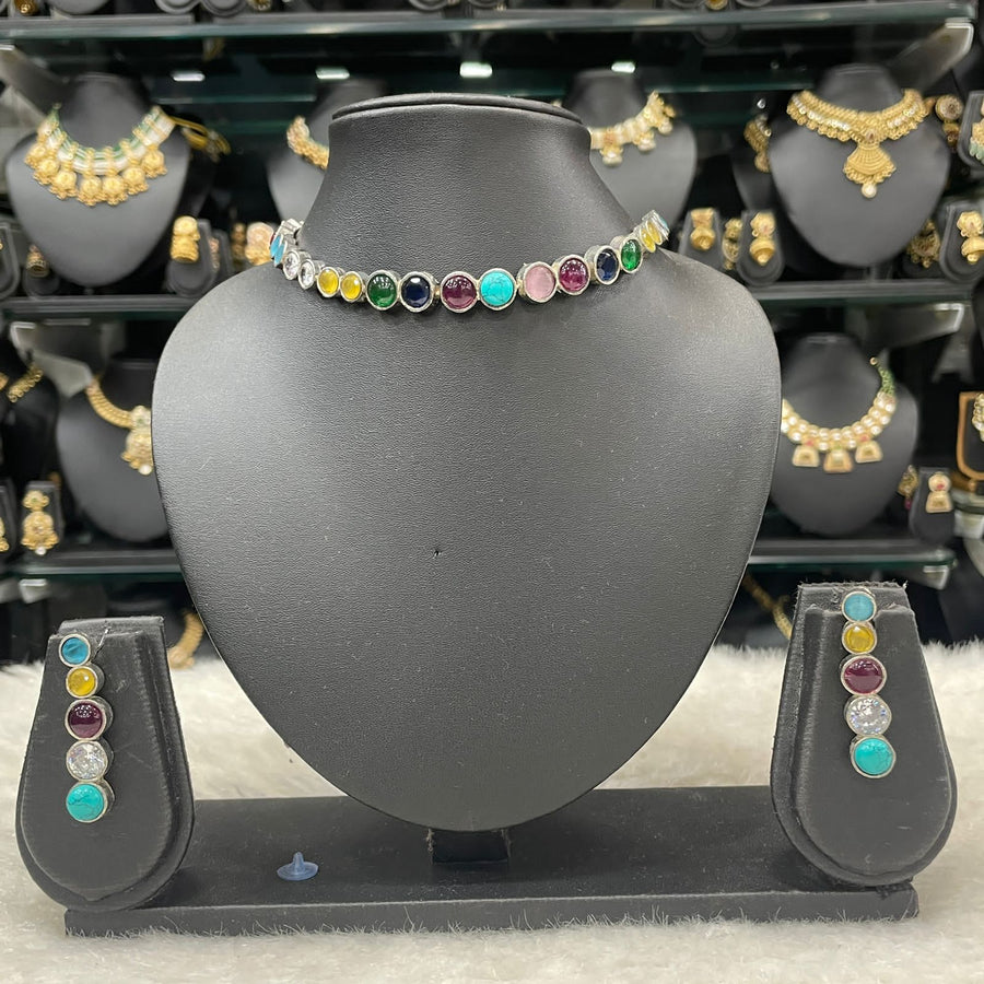 Gorgeous oxidised jewelry, adding charm to your ensemble.