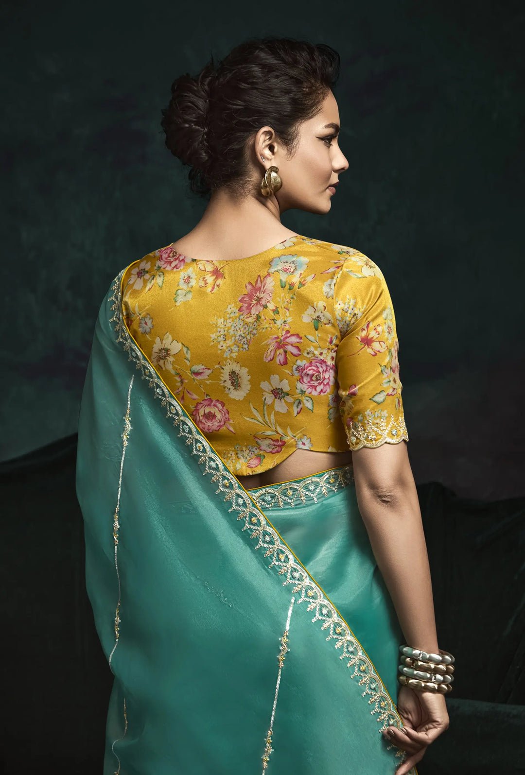 Trendy Rama Fancy Saree with Blouse - Thread & Dhaga Embroidered Work