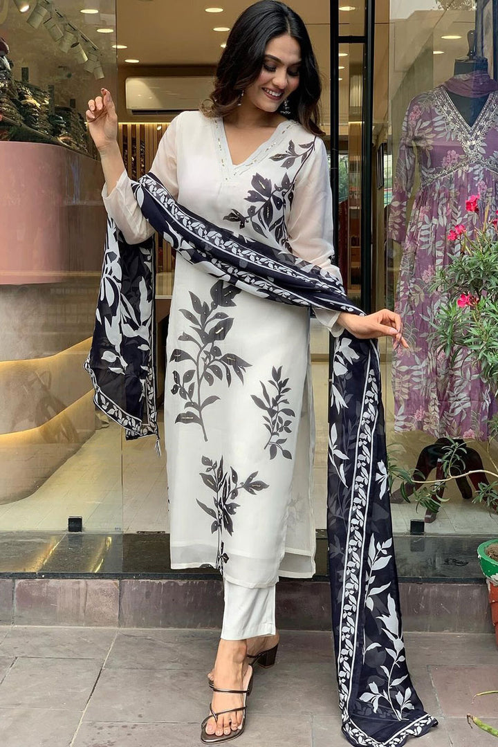 Floral Print Kurta Pant Dupatta Set | Digital Thread Zari Work Kurti