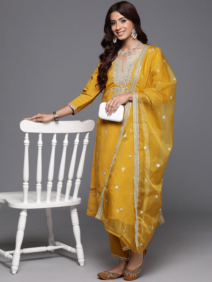 Elegant Viscose Chanderi Kurta Set | Heavy Embroidered Work with Organza Dupatta