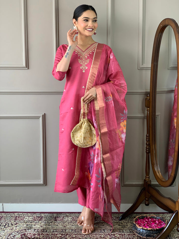 Elegant Kurta Set | Hot Pink | Thread Work | Viscose Chanderi | Women Kurti