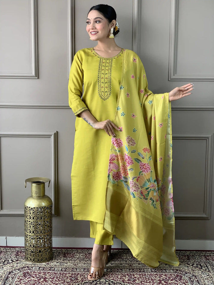 Floral Embroidered Viscose Chanderi Kurti Set | Kurta with Trousers & Dupatta