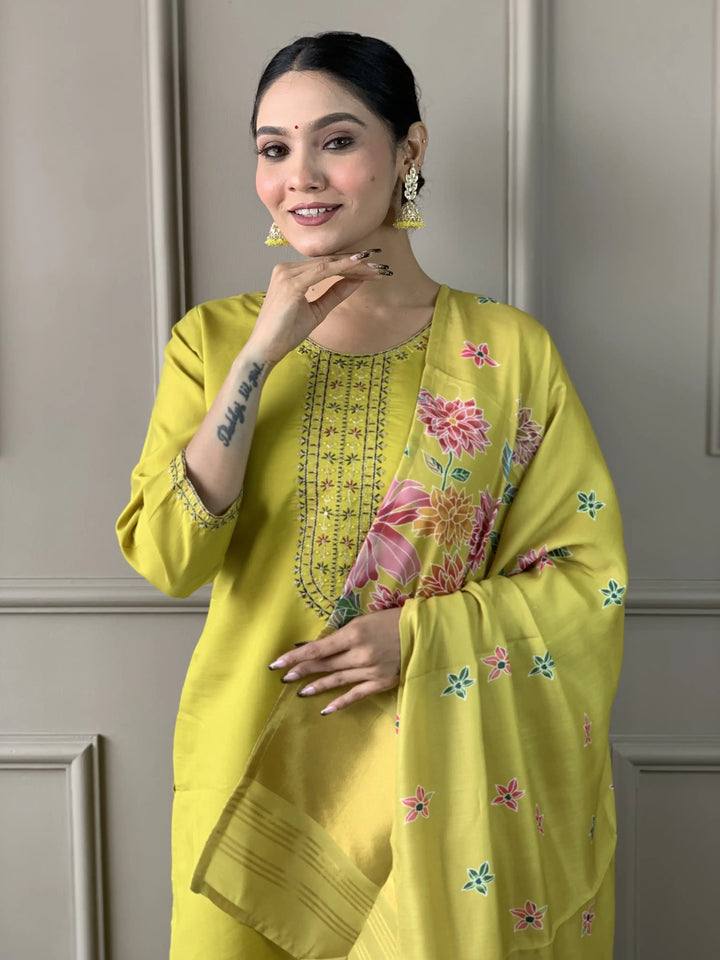 Floral Embroidered Viscose Chanderi Kurti Set | Kurta with Trousers & Dupatta