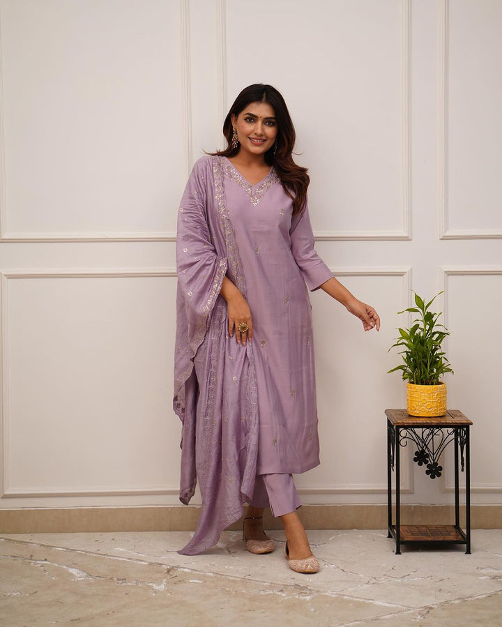Embroidered Viscose Chanderi Kurta Set | Indian Ethnic Wear for Women
