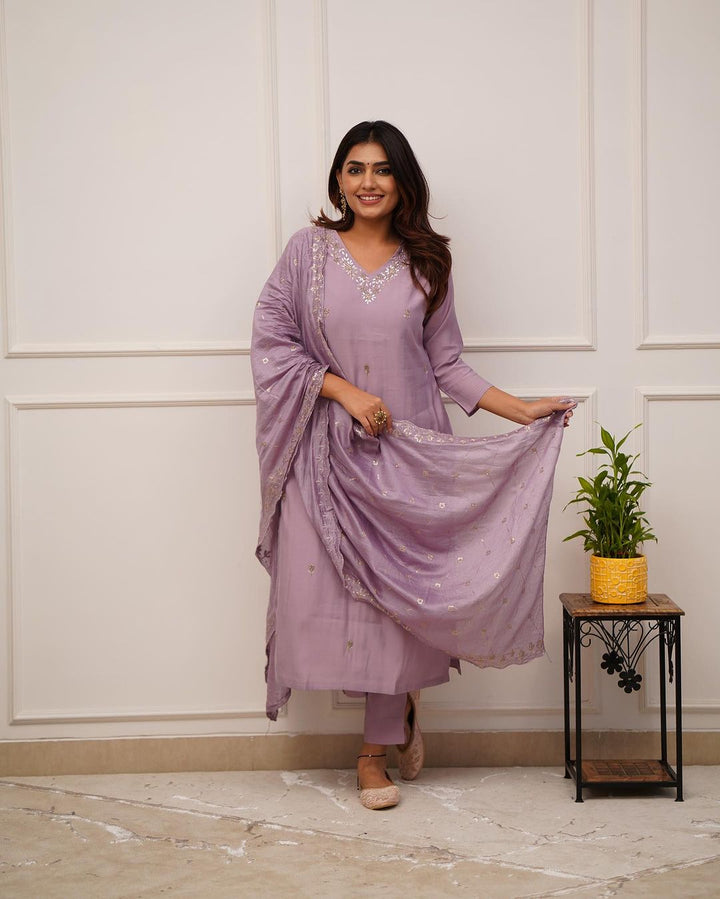 Embroidered Viscose Chanderi Kurta Set | Indian Ethnic Wear for Women