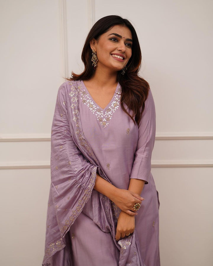 Embroidered Viscose Chanderi Kurta Set | Indian Ethnic Wear for Women