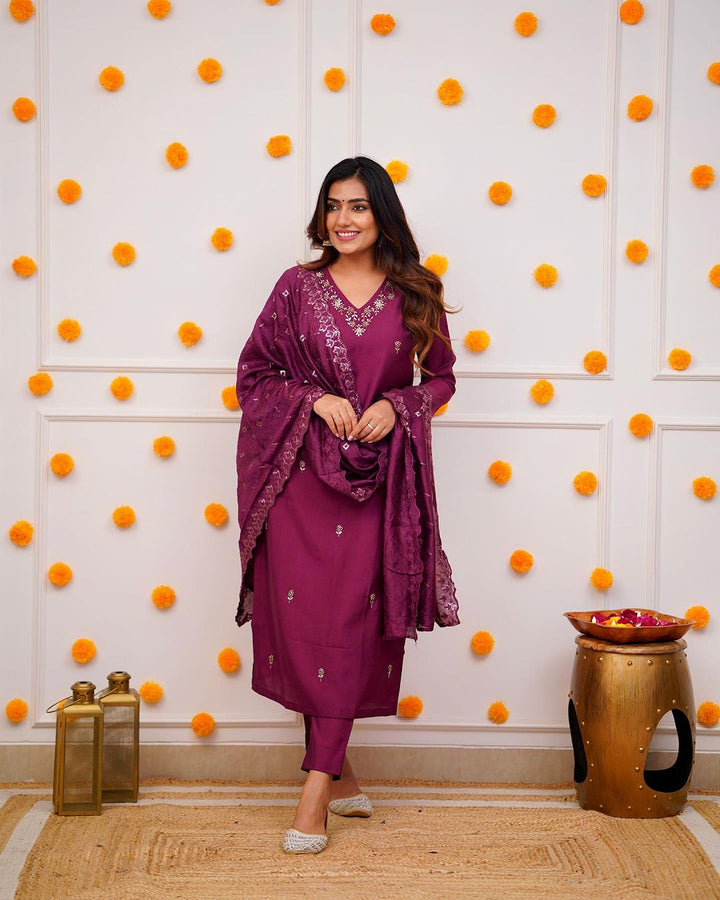 Embroidered Viscose Chanderi Kurta Set | Indian Ethnic Wear for Women
