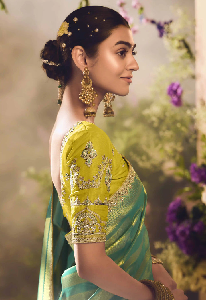 Stunning Rama Green Silk Saree | Lace Border & Jacquard Design  Lemon Blouse