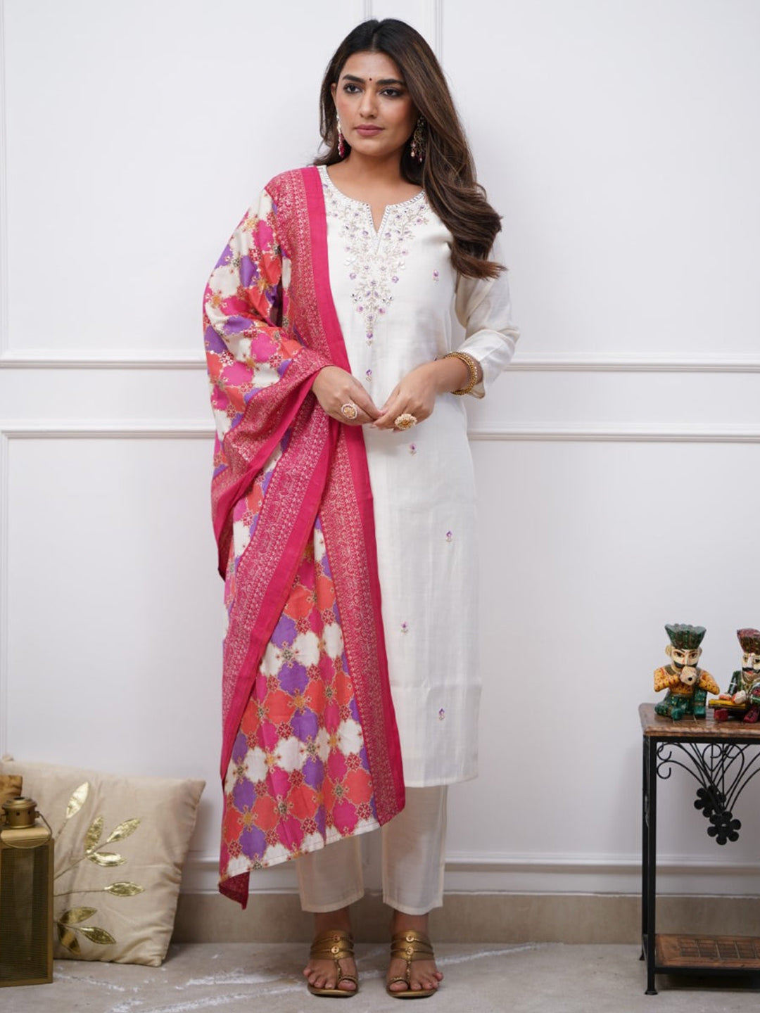 Graceful Off White Viscose Chanderi Kurti Set | Viscose Chanderi Dupatta