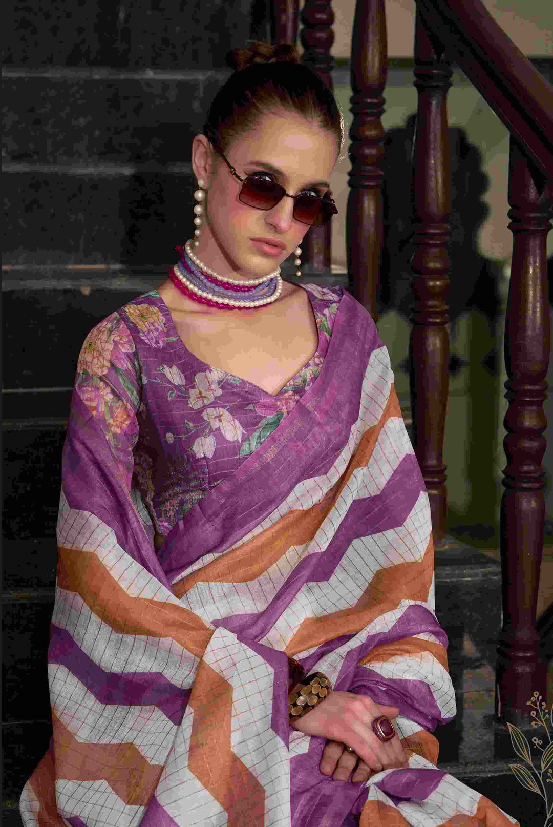 Breathable Linen Cotton Saree with Lining Work Design