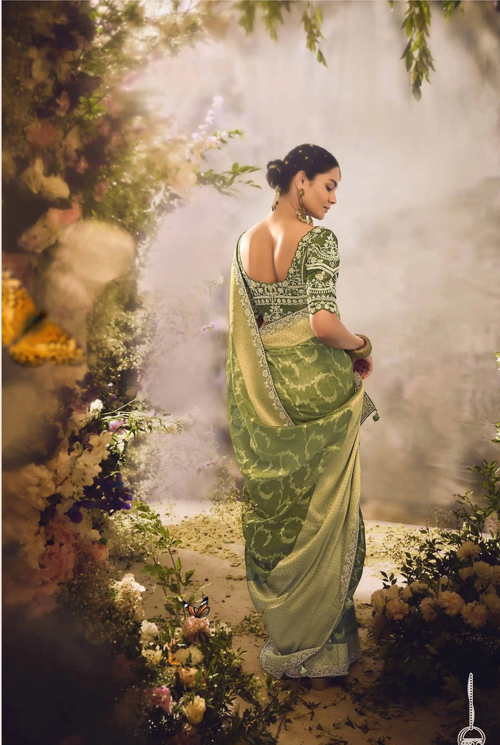 Classic Banarasi Green Saree – Perfect for Weddings & Festive Wear