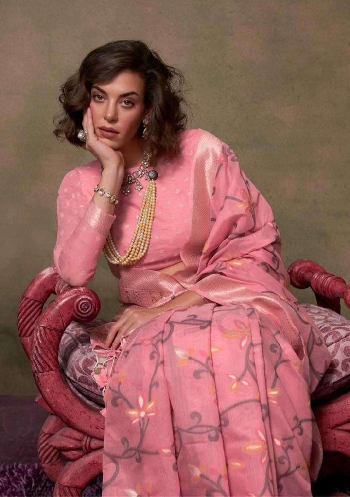 Luxurious Jamdani Malmal Spun Cotton Saadi | Intricate Print for Festivals