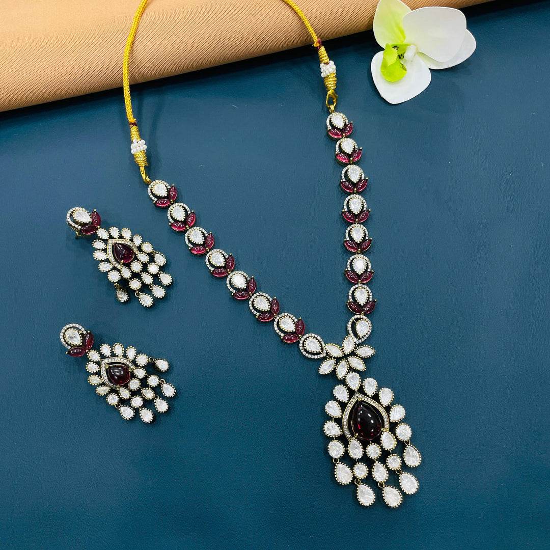 Victorian-style silver necklace set, crafted for elegance and sophistication.