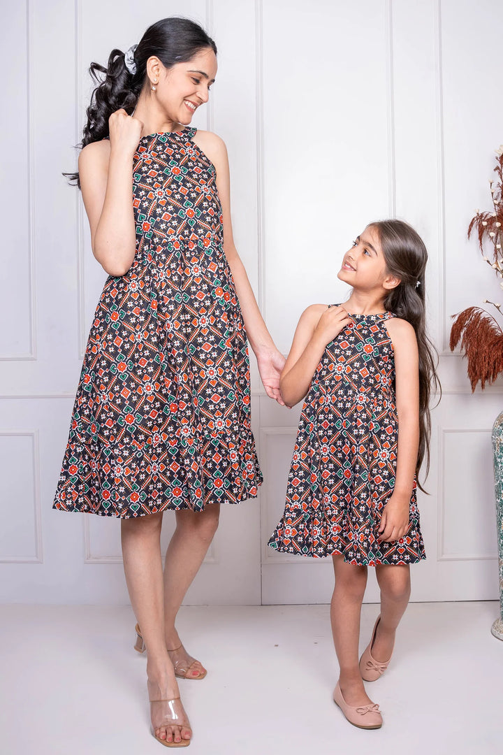 Dusty Purple Geometric Printed Matching Dresses for Mom and Daughter