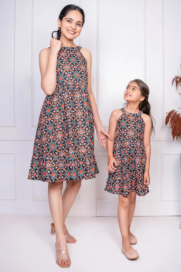 Dusty Purple Geometric Printed Matching Dresses for Mom and Daughter