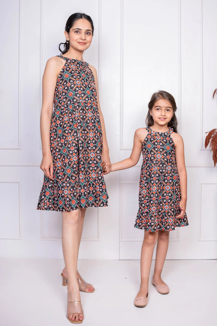 Dusty Purple Geometric Printed Matching Dresses for Mom and Daughter