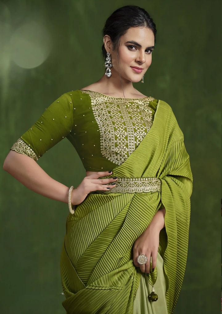 Rich Green Crepe Silk Saree with Texture Pallu & Zari Work