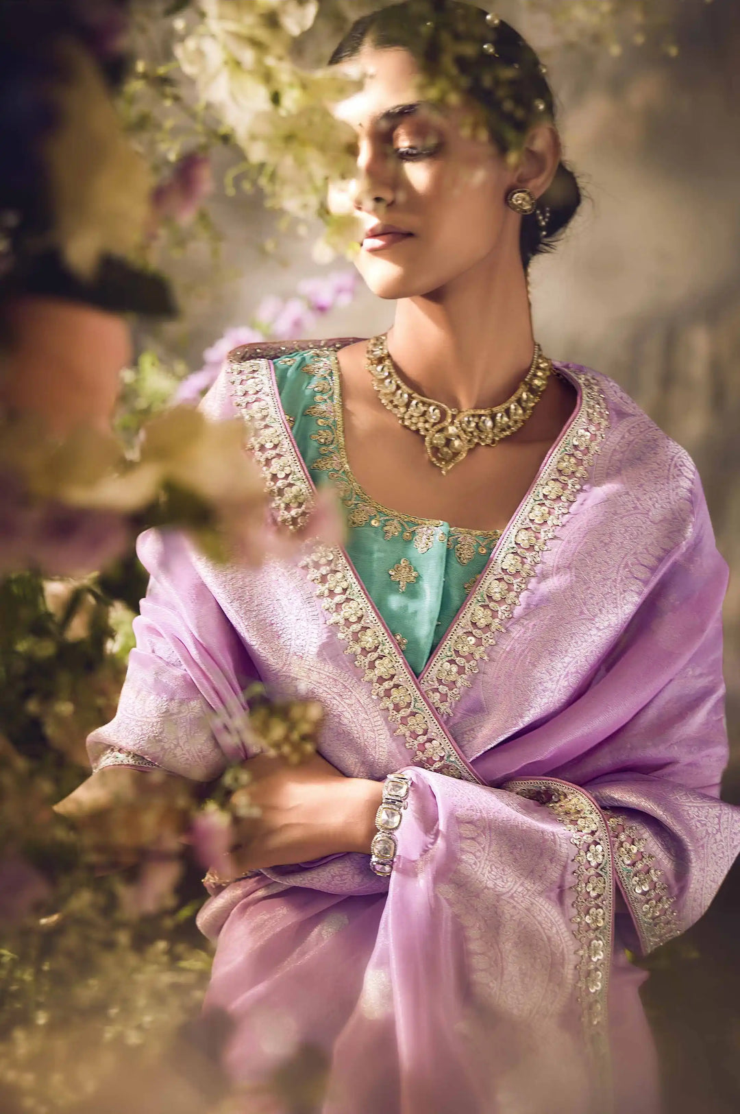 Royal Mauve Banarasi Saree with Stunning Silk Fabric & Embroidered Work