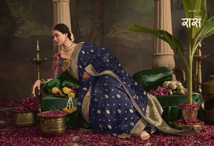 Glamorous Navy Crepe Saree with Rich Pallu Weaving