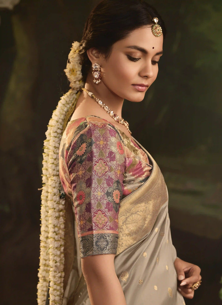 Elegant Light Gray Crepe Dola Silk Saree with Heavy Weaving