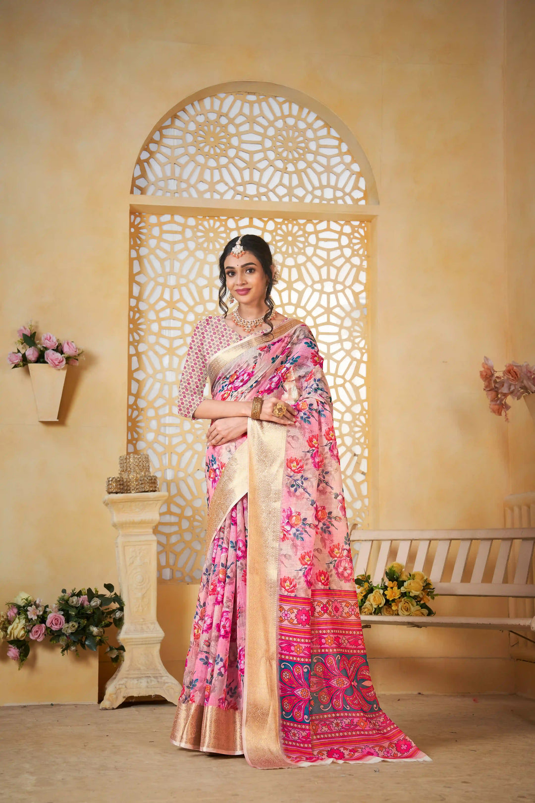 Multi Color Pure Linen Printed Saree for Traditional Occasions