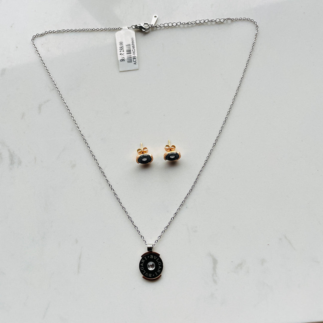 Elegant silver jewelry for women, showcasing contemporary Indian craftsmanship and style.