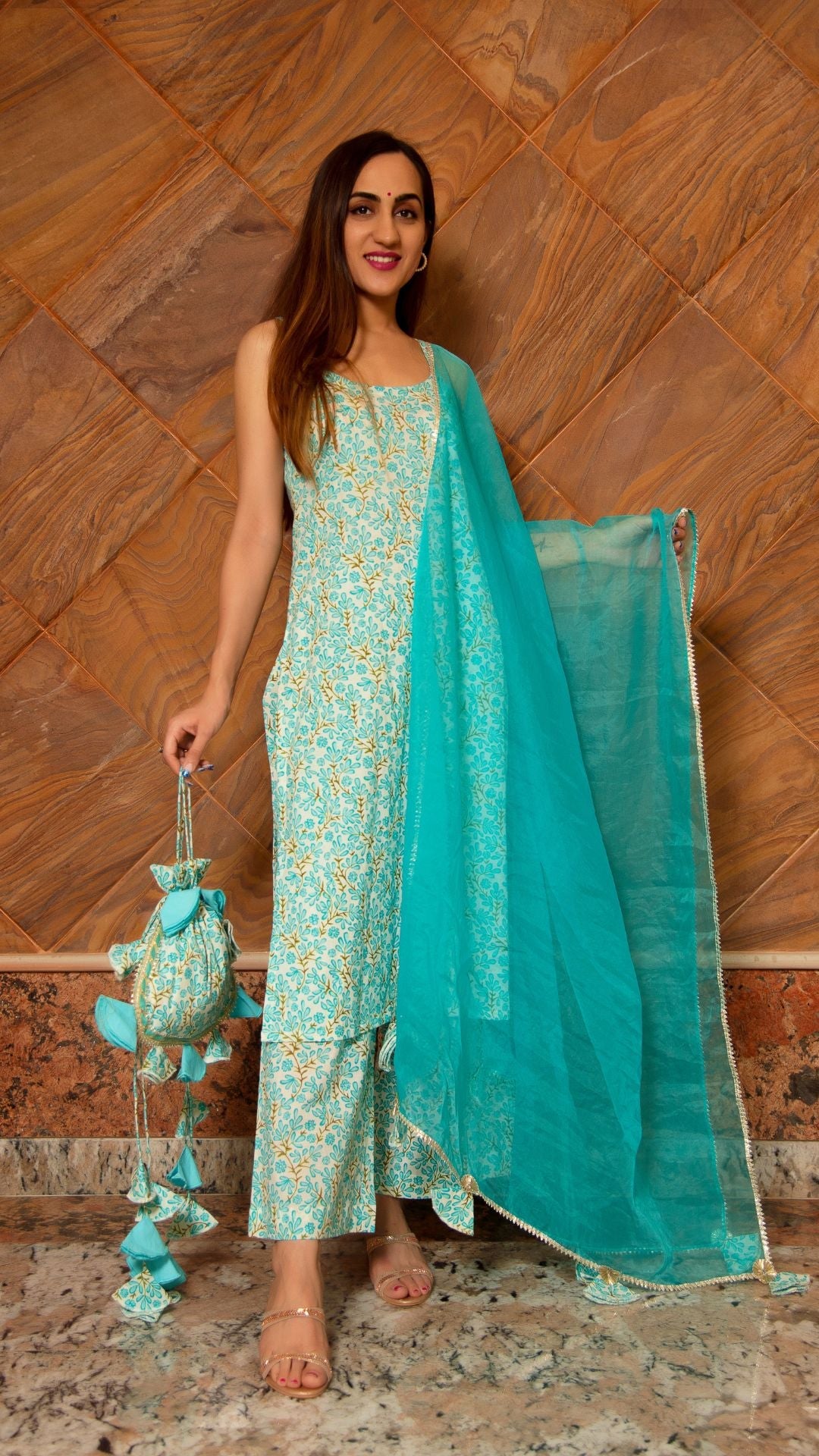 Magan Sky Blue Cotton Suit Set | Elegant & Fashionable Ethnic Wear
