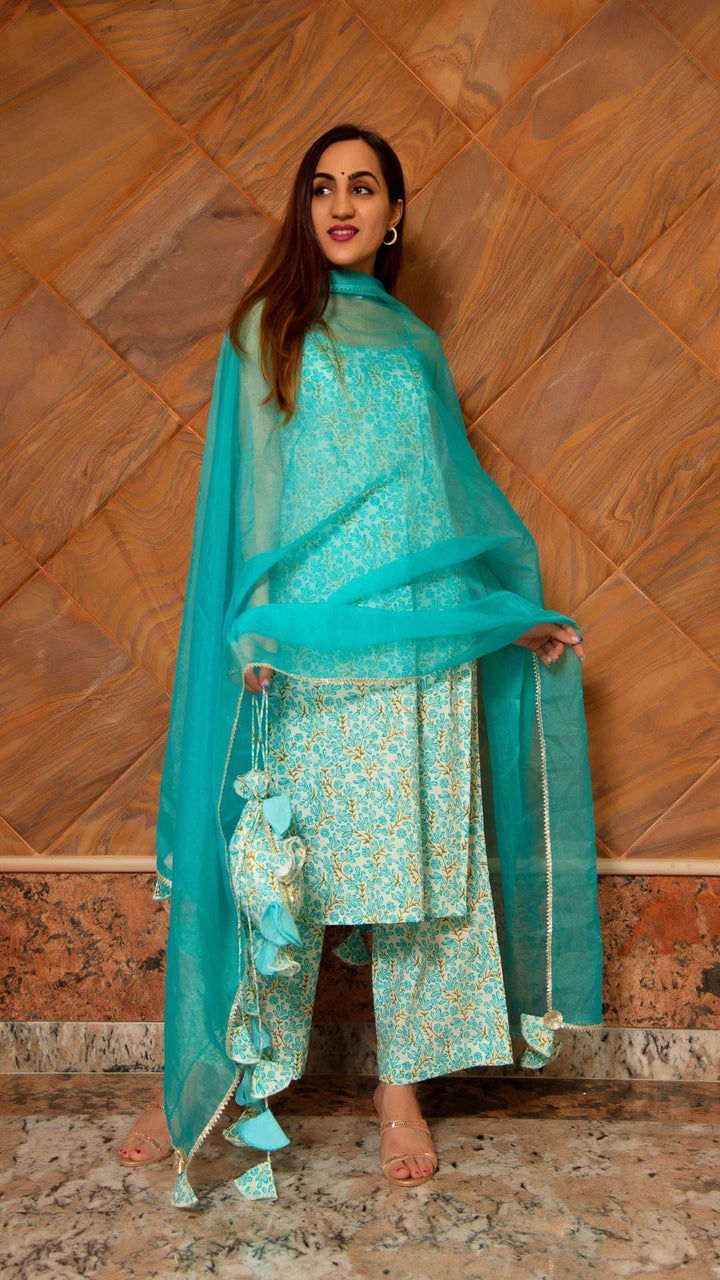 Magan Sky Blue Cotton Suit Set | Elegant & Fashionable Ethnic Wear