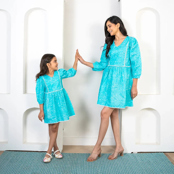 Stay Stylish on Holiday: Aqua Blue Mom and Daughter Matching Cotton Dresses