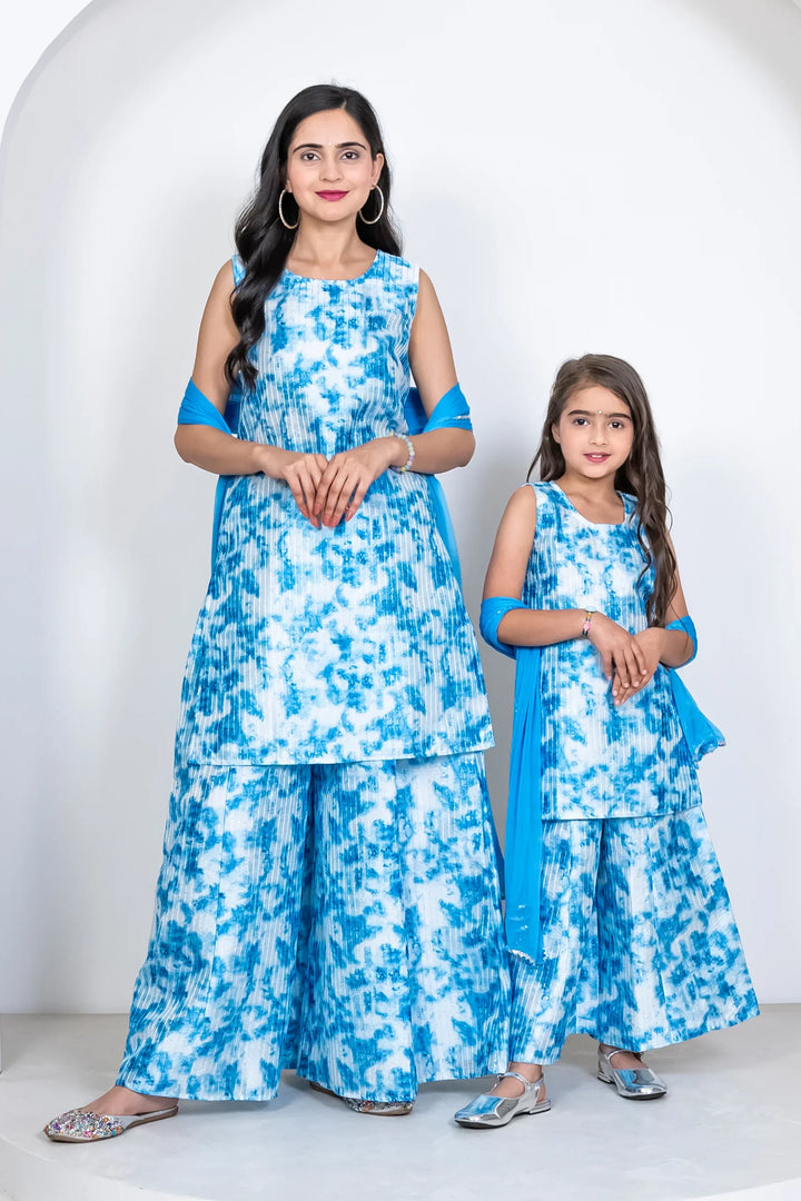 White & Blue Tie & Dye Printed Suit Set For Mom and Daughter Twin Set