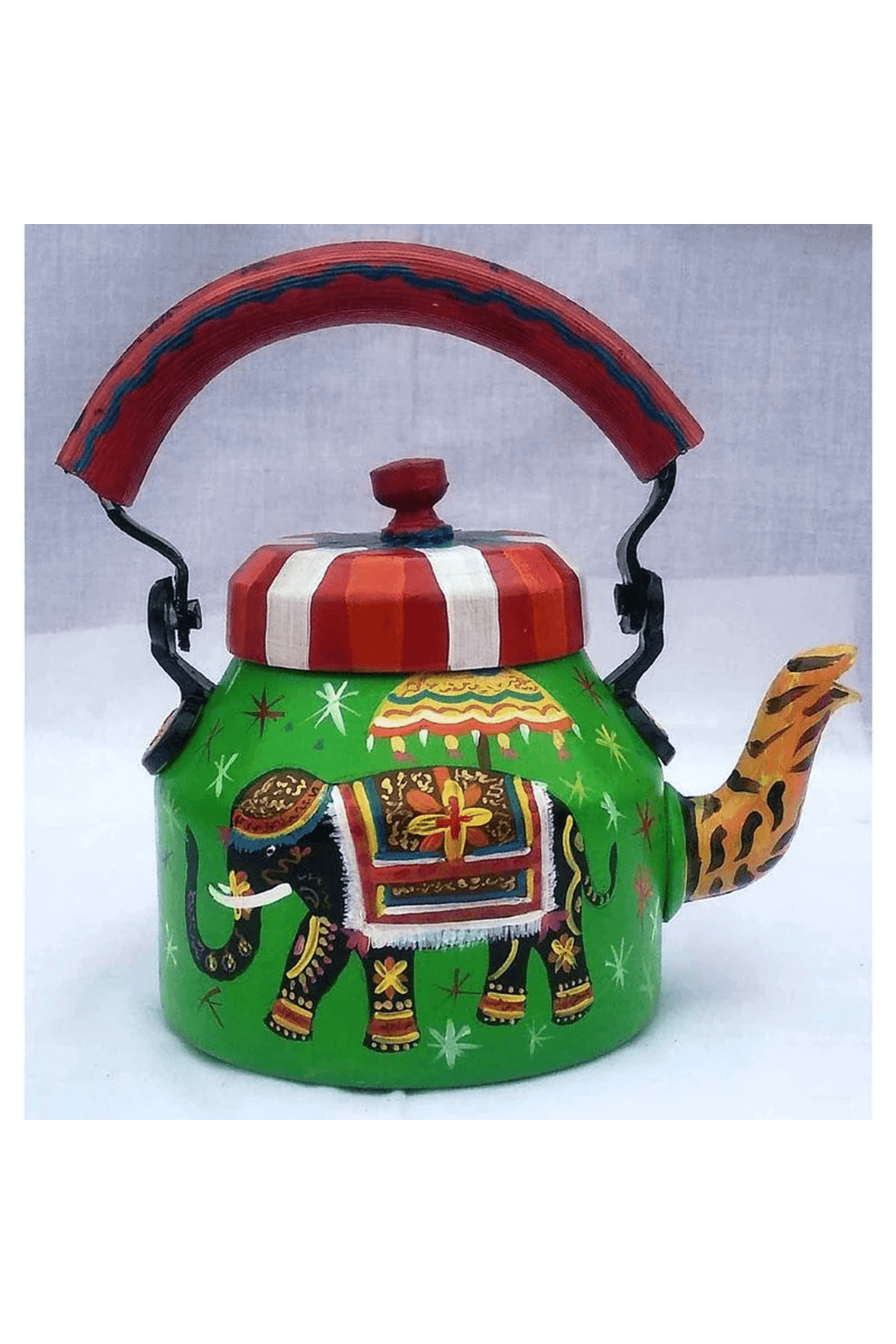 Folk Art Tea Kettle 1L | Handcrafted Metal Piece for Display
