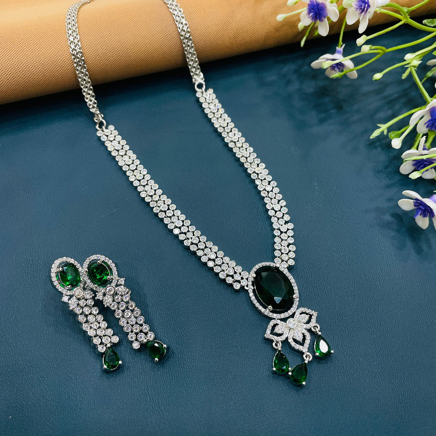 Gorgeous bridal necklace, perfect for complementing wedding attire.