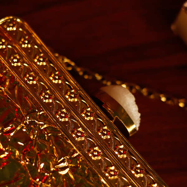 Riwayat Mother of Pearl Clutch | Sophisticated Handcrafted Elegance