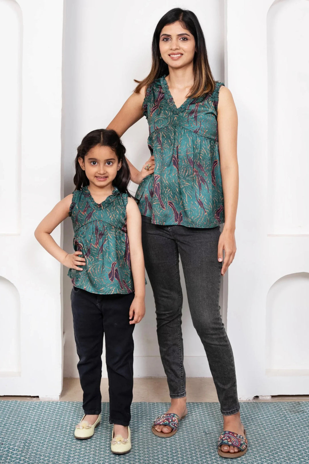 Shining Green Printed Tops For Mom and Daughter Twin Set