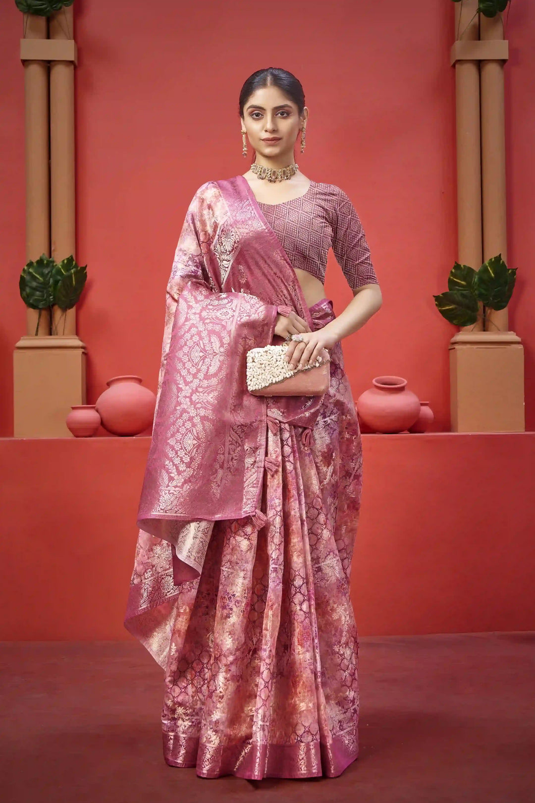Opulent Soft Silk Saree with Jacquard Fabric and Zari Detail