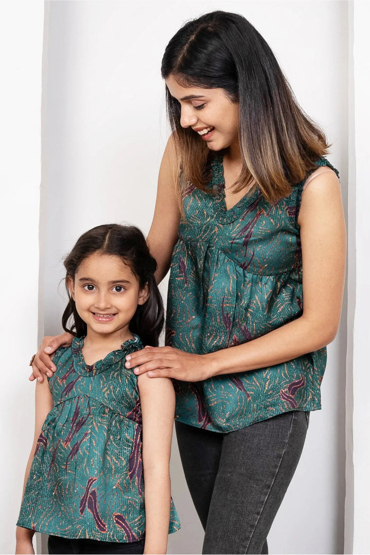 Shining Green Printed Tops For Mom and Daughter Twin Set