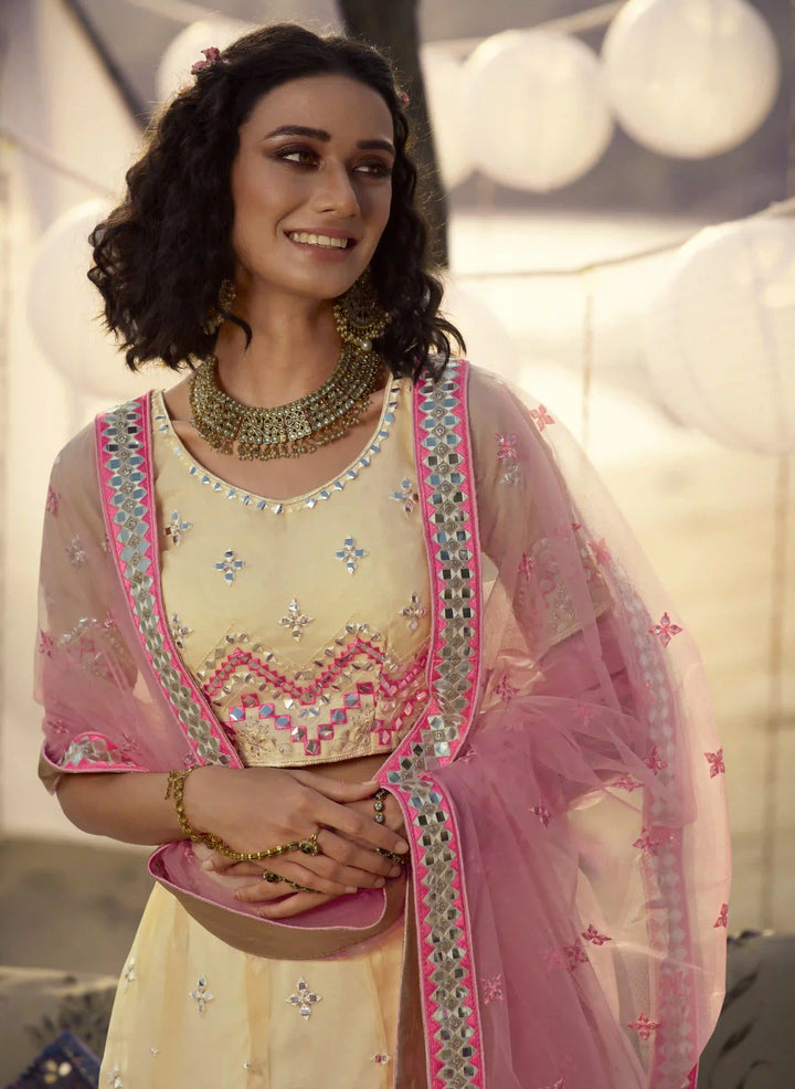 Bridal Organza Lehenga | Soft Net Dupatta & Intricate Embellishments