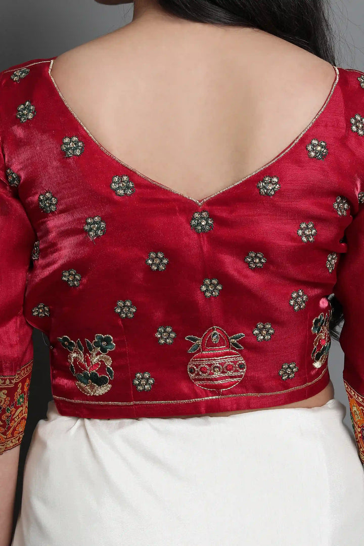 White Saree with Heavy Embroidery | Ideal for Wedding & Festive Occasions