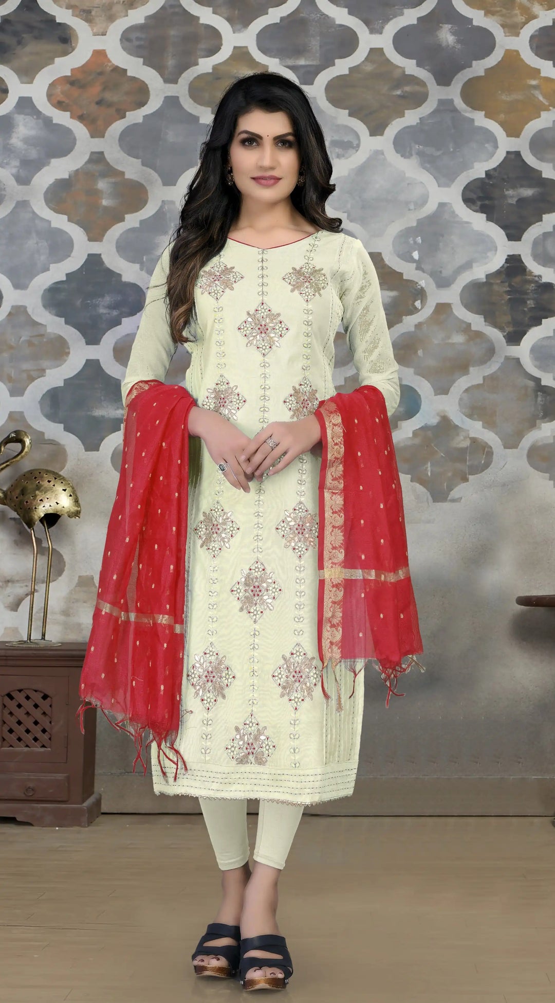 Light Green Modal Chanderi Suit | Santoon Bottom & Banarasi Dupatta