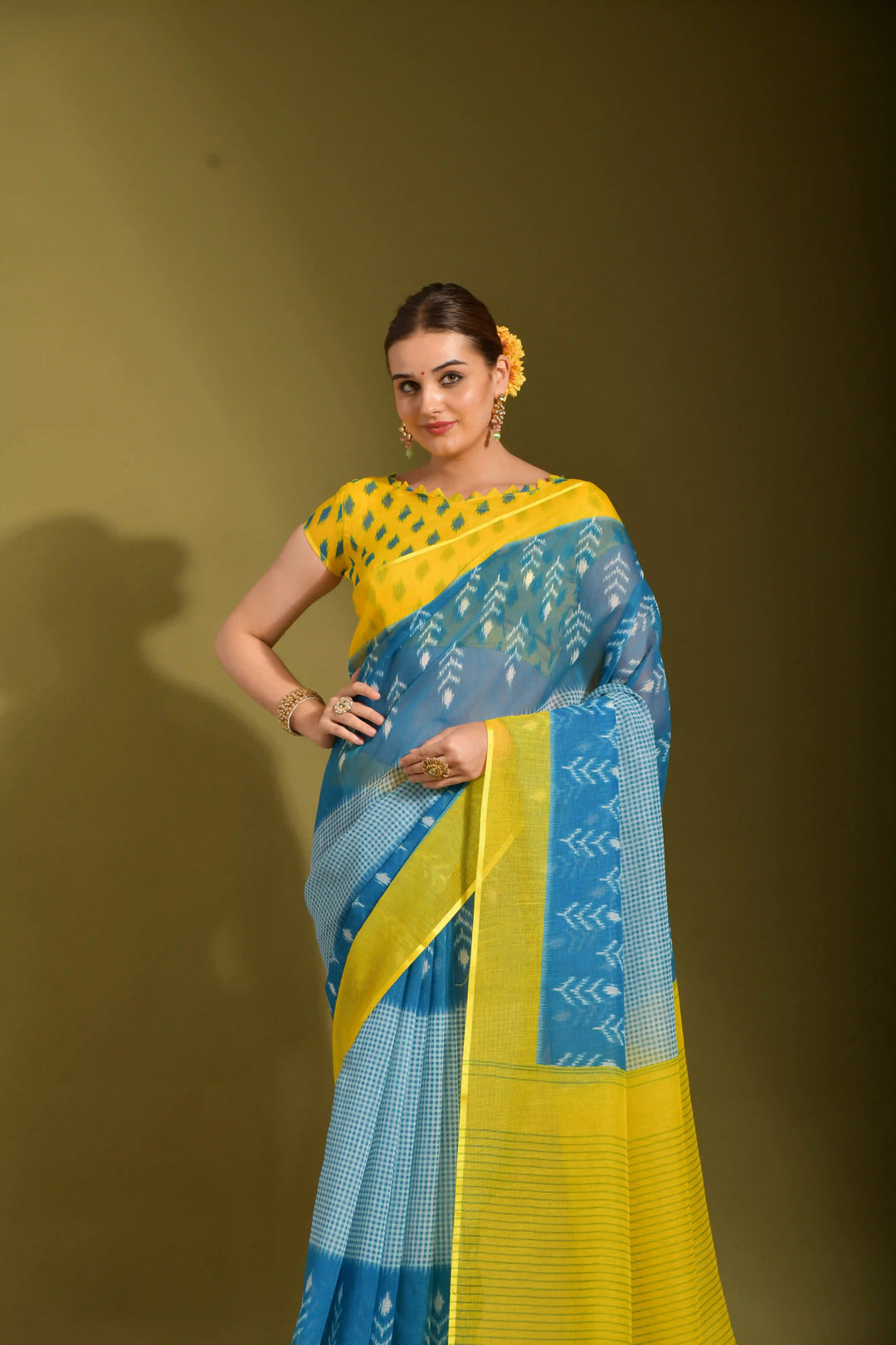 Chic Linen Digital Printed Saree | Perfect for Weddings & Festive Celebrations